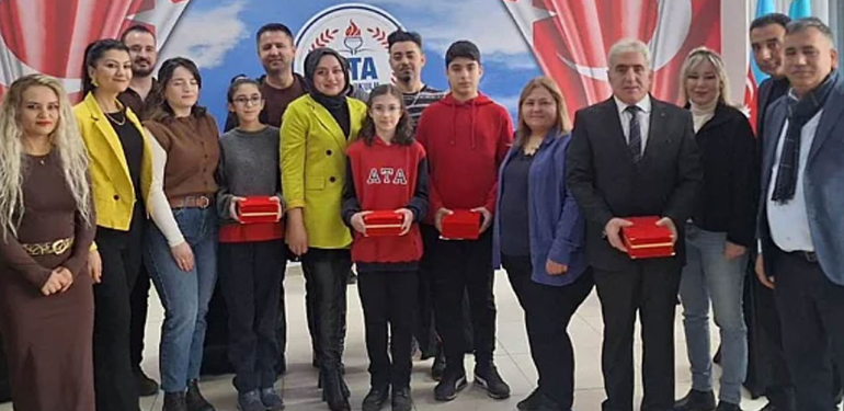 Ata Ortaokulu, Osman Nuri Bakırcı için şiir yarışması düzenledi